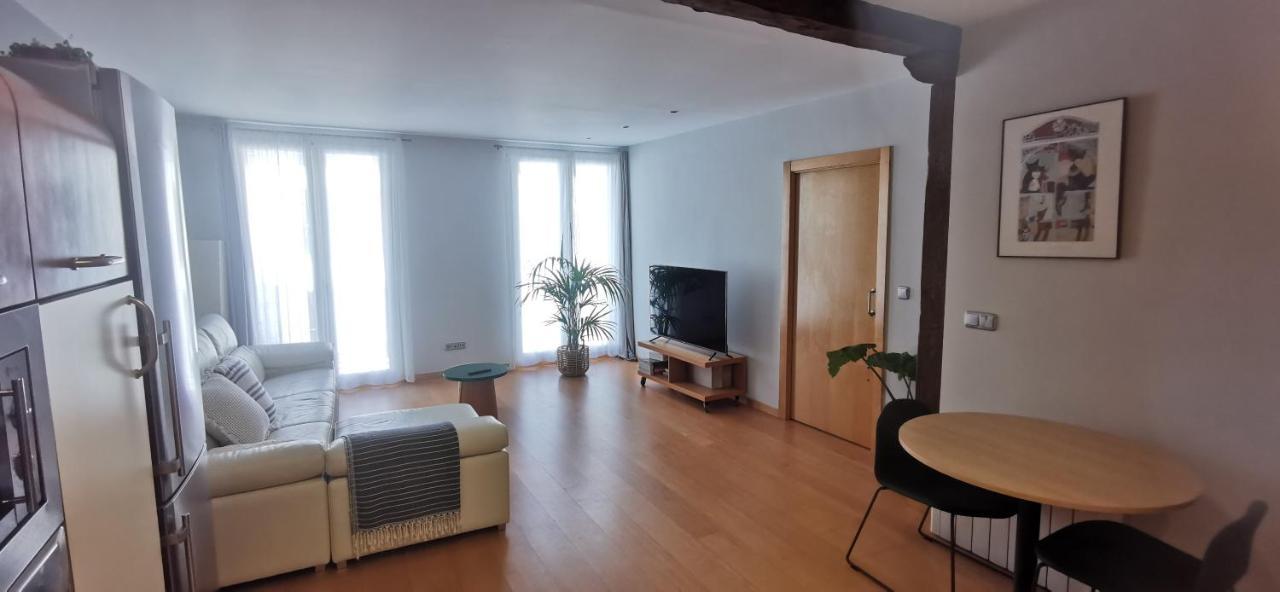 Centrico Apartamento Elai, Netflix, Coffee, Posibilidad Parking Apartment Сан Себастиан Екстериор снимка